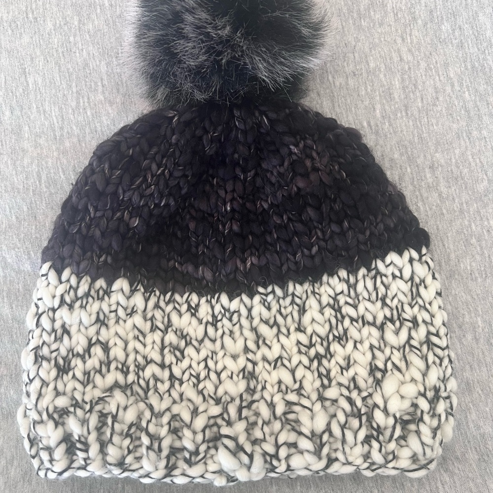 Wool Hat - Picture 2 of 2